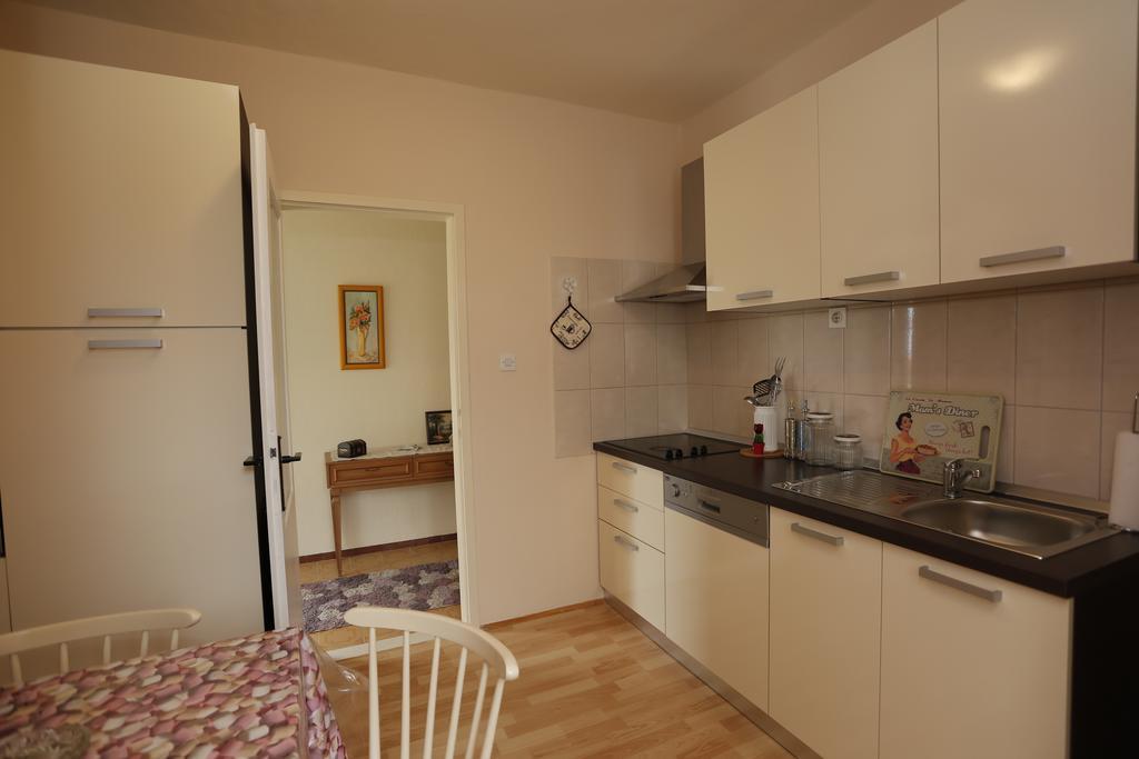 Apartment Magnolia Supetar Room photo