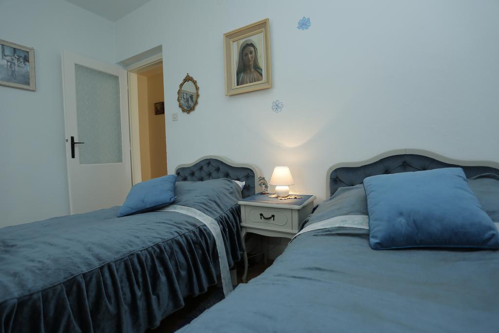 Apartment Magnolia Supetar Room photo